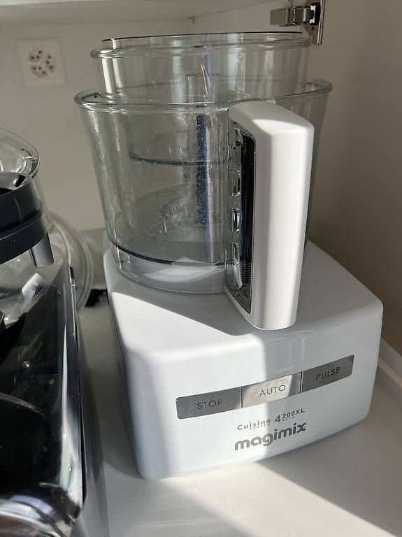 Appareils de cuisine: Küchenmaschine Magimix – D'occasion à Geuensee par spiewaka