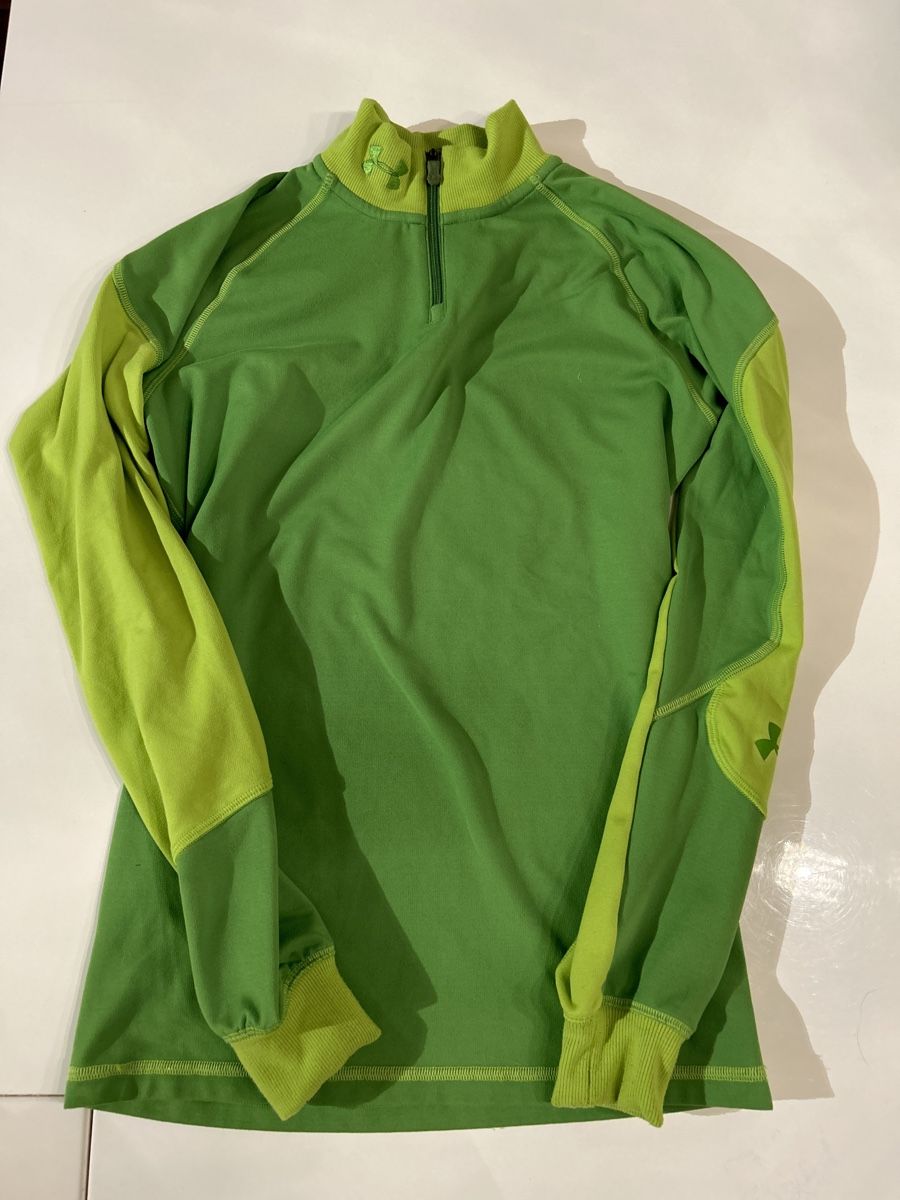Under Armour Maglioni & Felpe: Shirt – Usato da Jenins venduto da Pocahontas013 1
