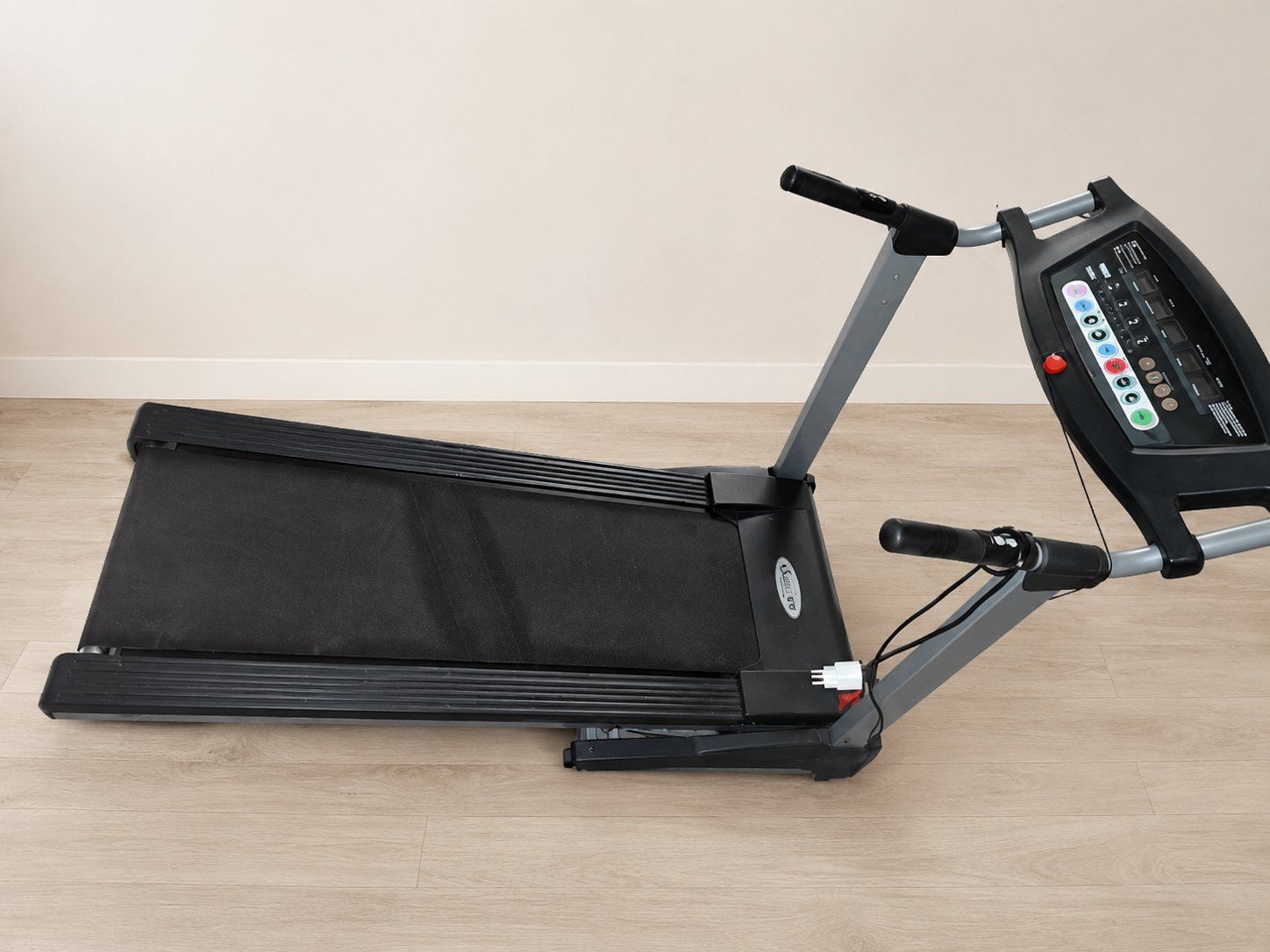 Maxxus Vélos d'appartement: Laufband Maxxus Modell mit Steigung – D'occasion à Brugg AG par kim_mmf6