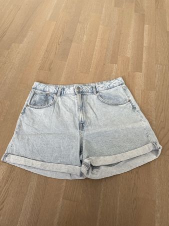 C&A Mom Shorts, Grösse 46, hellblau, Top Zustand!