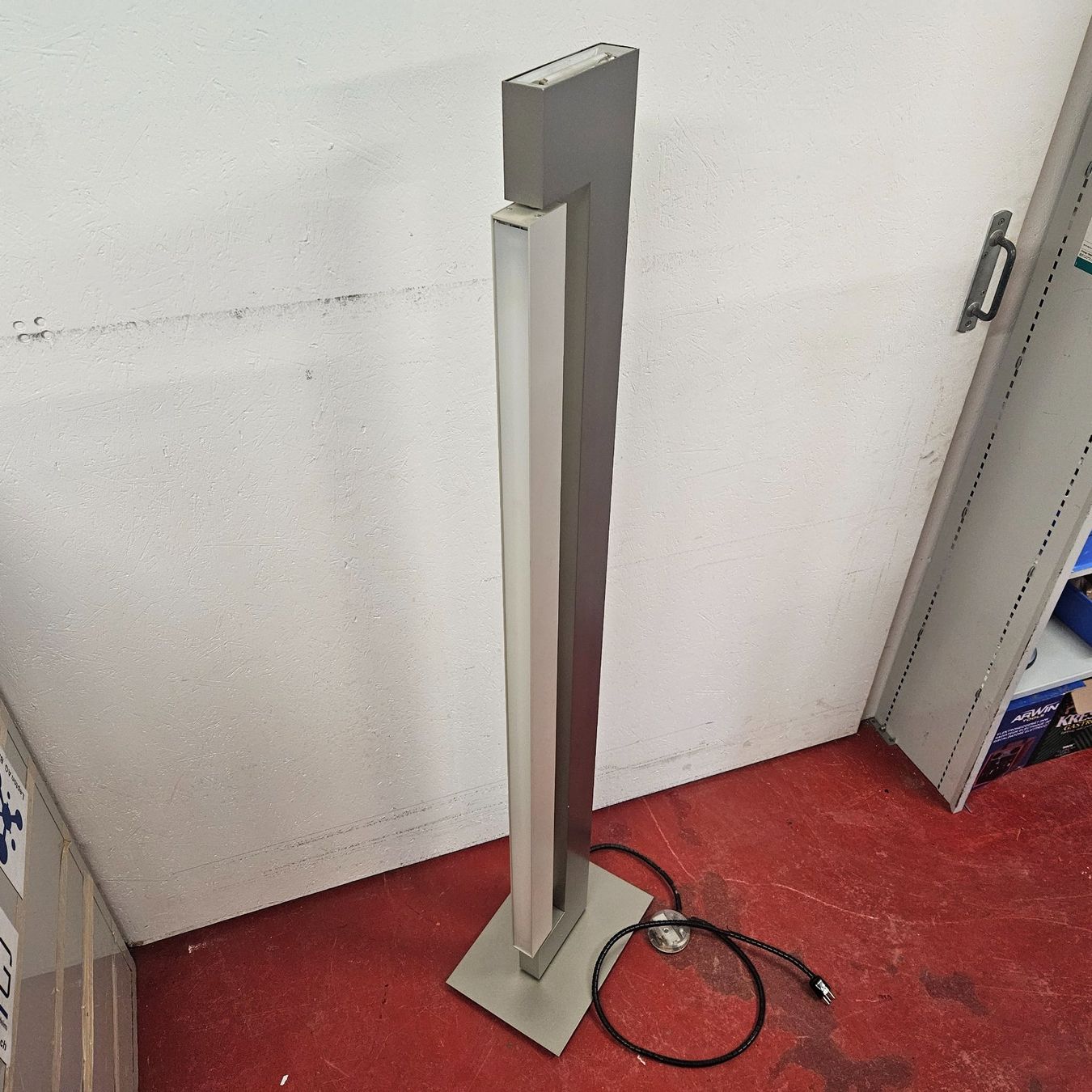 Lampen: Design Stehleuchte Ara MK von Nemo, Design Ilaria – Gebraucht aus Niederdorf von LeptonAG