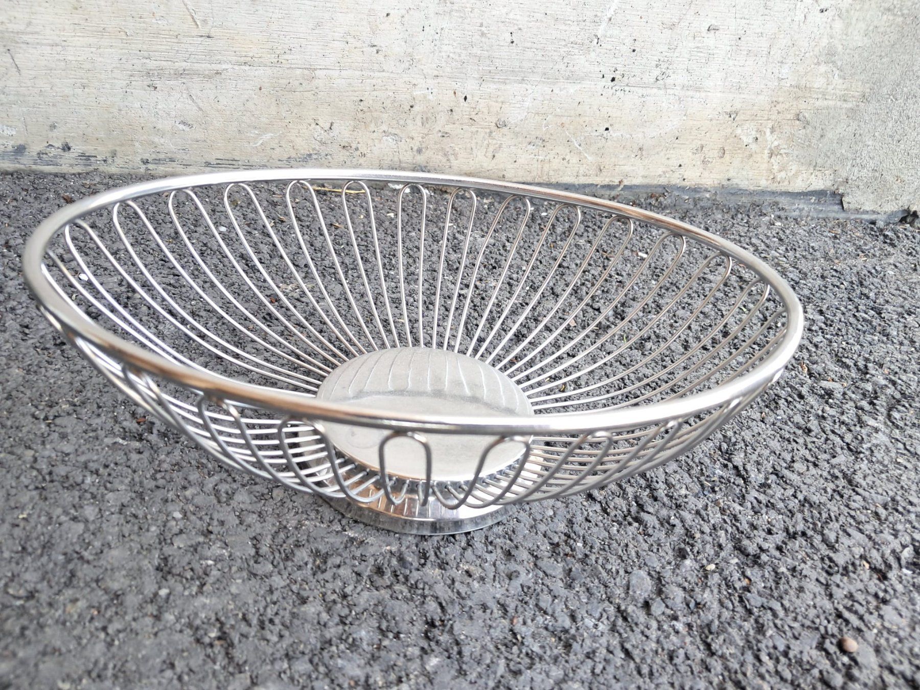 Altro per la casa: Obstkorb Chrom oval, Brotkorb, Früchtekorb, Buffetkorb – Usato da Zürich venduto da Lia107
