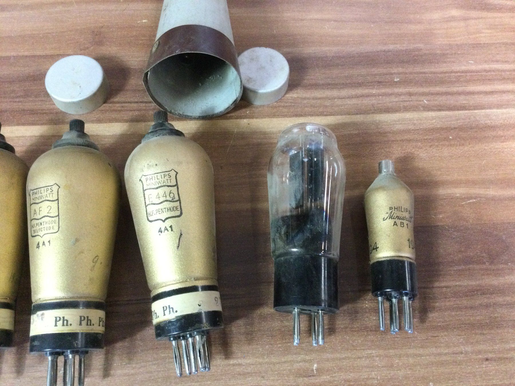 Attrezzi da lavoro: Posten antike Radioröhren Philips – Usato da Wangen SZ venduto da kuriosum12 4