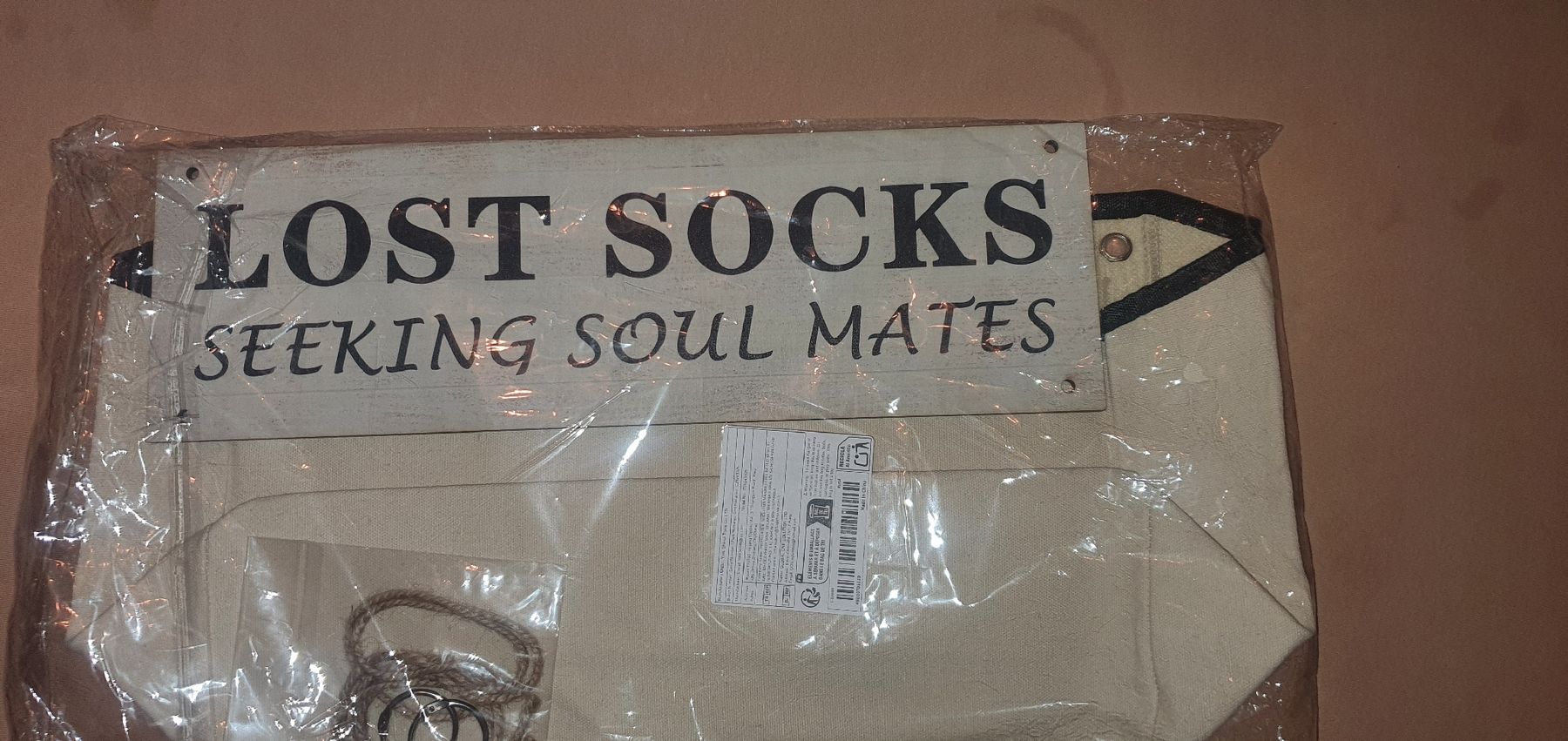 Taschen: Socken Sammelstelle, Lost Socks hack, Boîte à chaussettes – Neu und originalverpackt aus Zollikerberg von Nice_Name