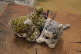 PELUCHE 2 KATZE