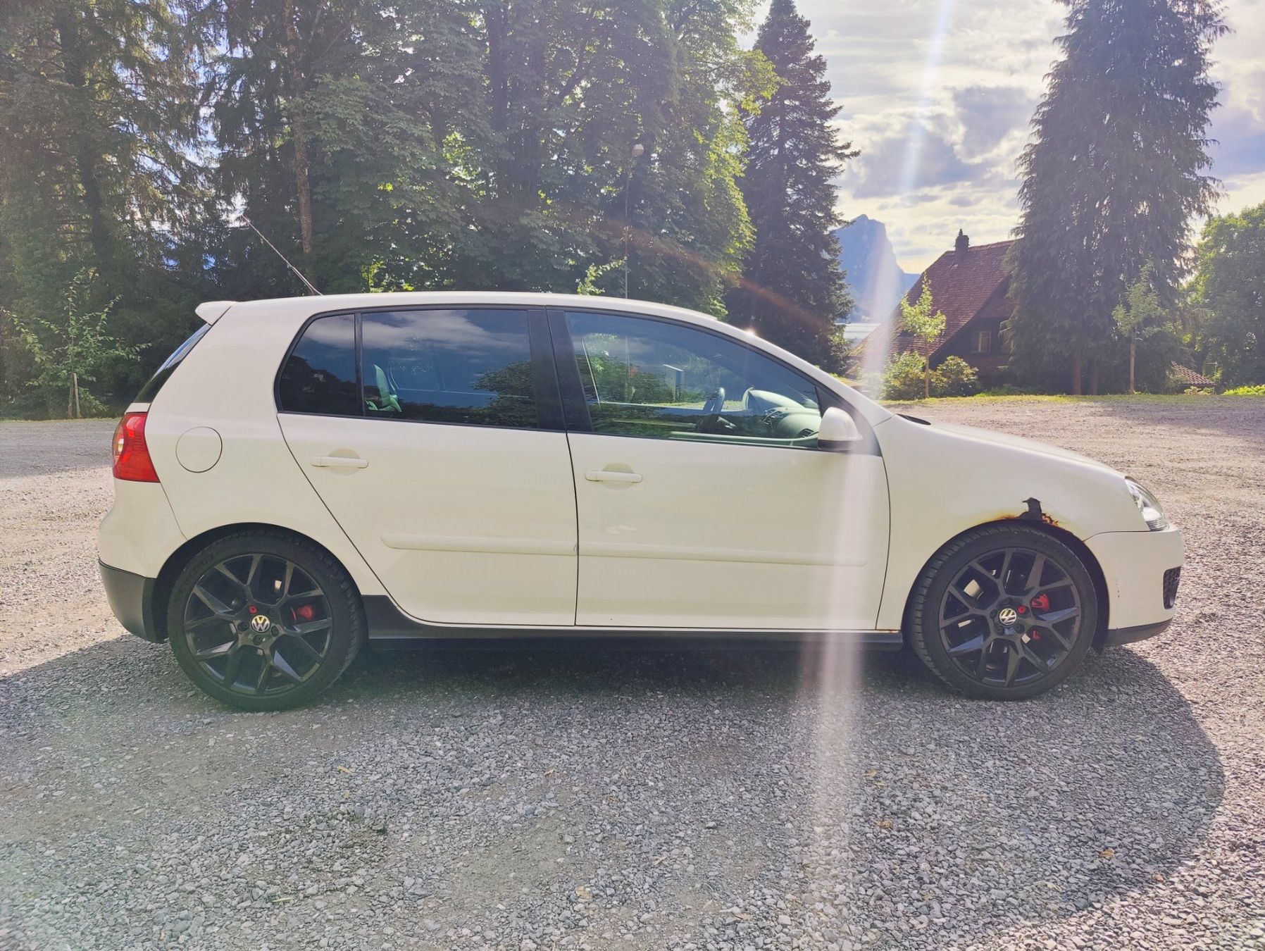 VW Autos: Volkswagen Golf 5 GTI – D'occasion à Gersau par 4gabriel 4