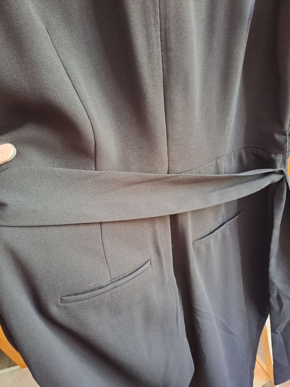 Tute: H&M Jumpsuit Schwarz Gr 42 neu – Nuovo (secondo la descrizione) da Rickenbach LU venduto da bishiida 6