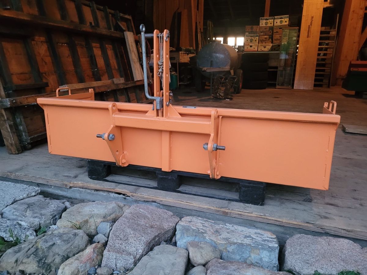 Zaugg Tutte le macchine: Heckschaufel – Usato da Sigriswil venduto da ck56 1