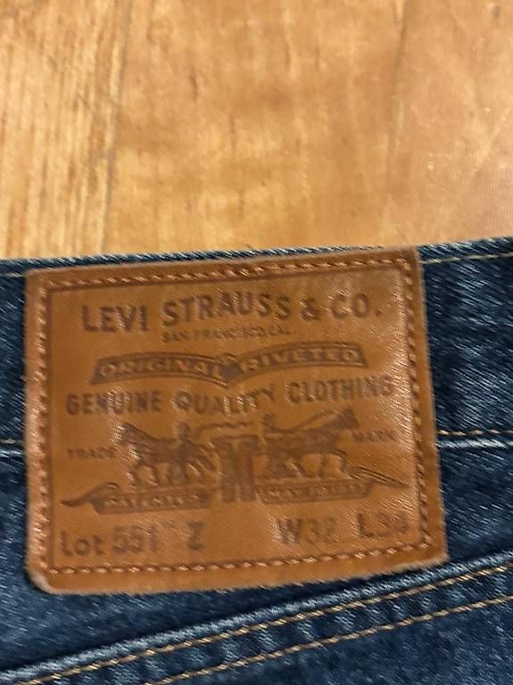 Jeans: Levis Jeans 501 W32 L 34 – Usato da Meilen venduto da rr0 1