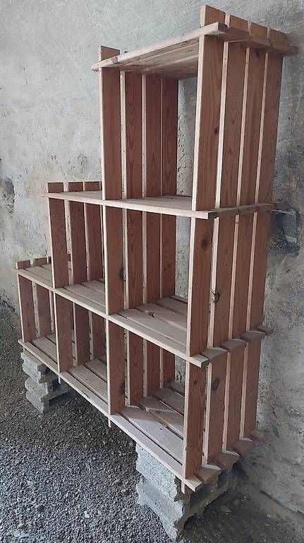 Scaffali: Weingestell 1x Holz 1x Kunststoff – Usato da Seedorf BE venduto da Frinlin 1