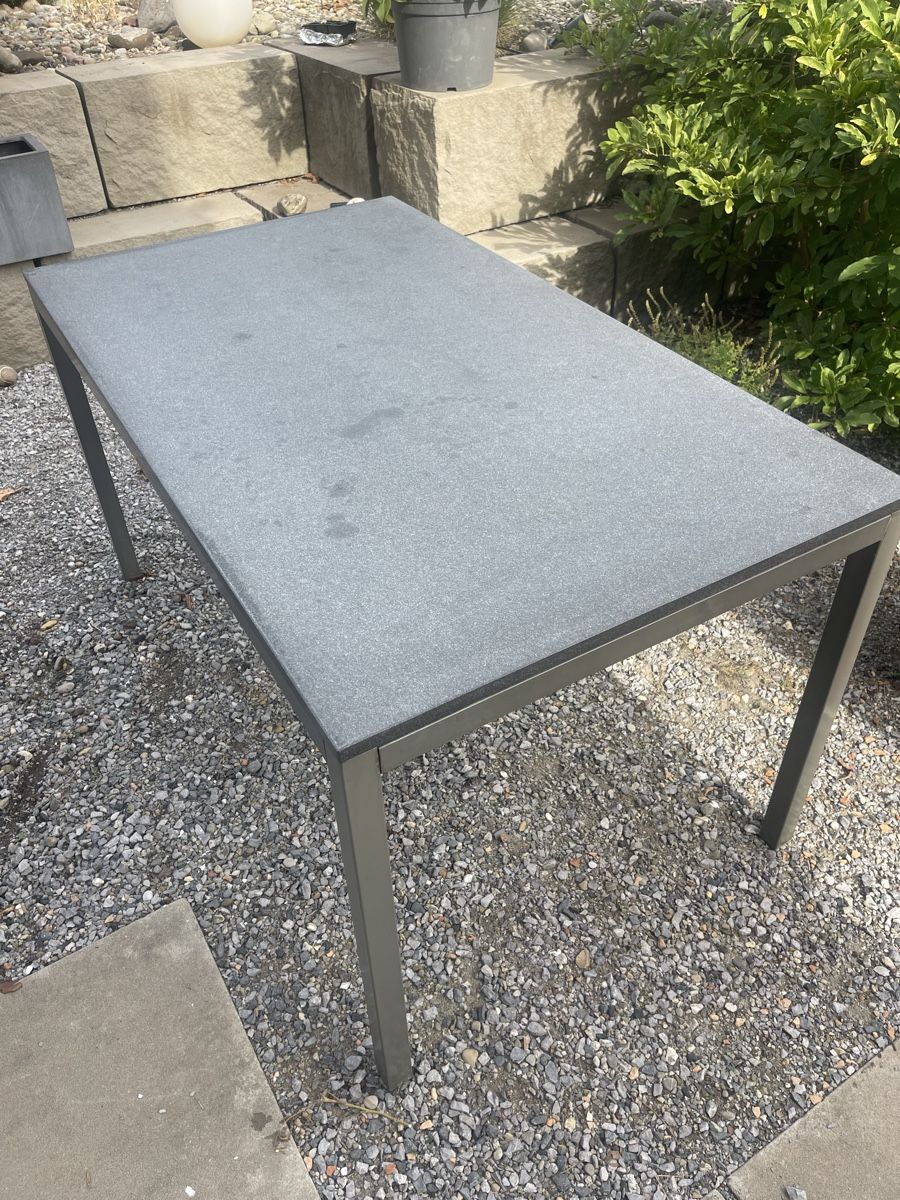 Tavoli: Granit Gartentisch, 140x70, massive Granitplatte – Usato da Wiesendangen venduto da you_7q5n 2