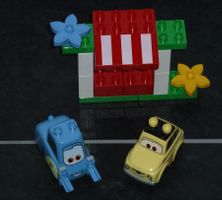 LEGO Duplo Cars 5818 - Unterwegs mit Luigi und Guido