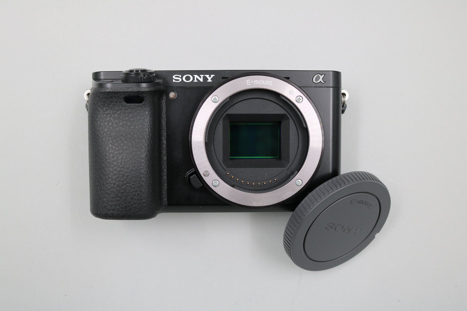 Sony Kamera: SONY Alpha 6000 (25020648) – Gebraucht aus Zürich von  2