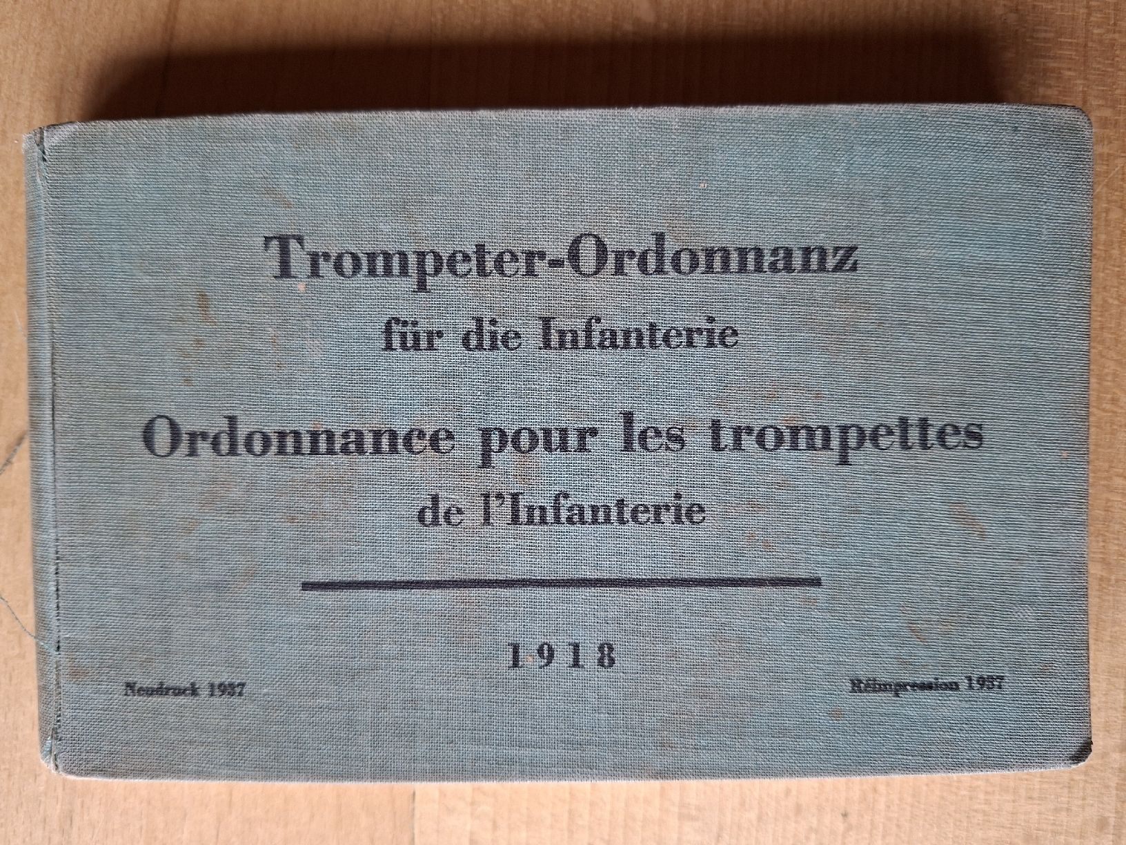 Libri: Antikes Büchlein,  Trompeter-Ordonnanz – Usato da Schwanden Sigrisw venduto da len_9yqg