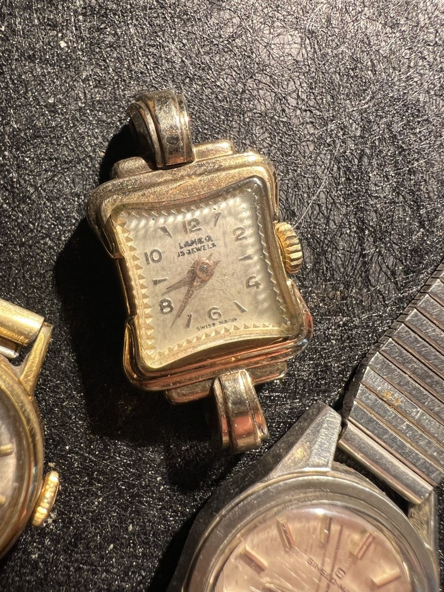 Orologi: Drei Vintage Damenuhren – Usato da Laufen venduto da groove60 3