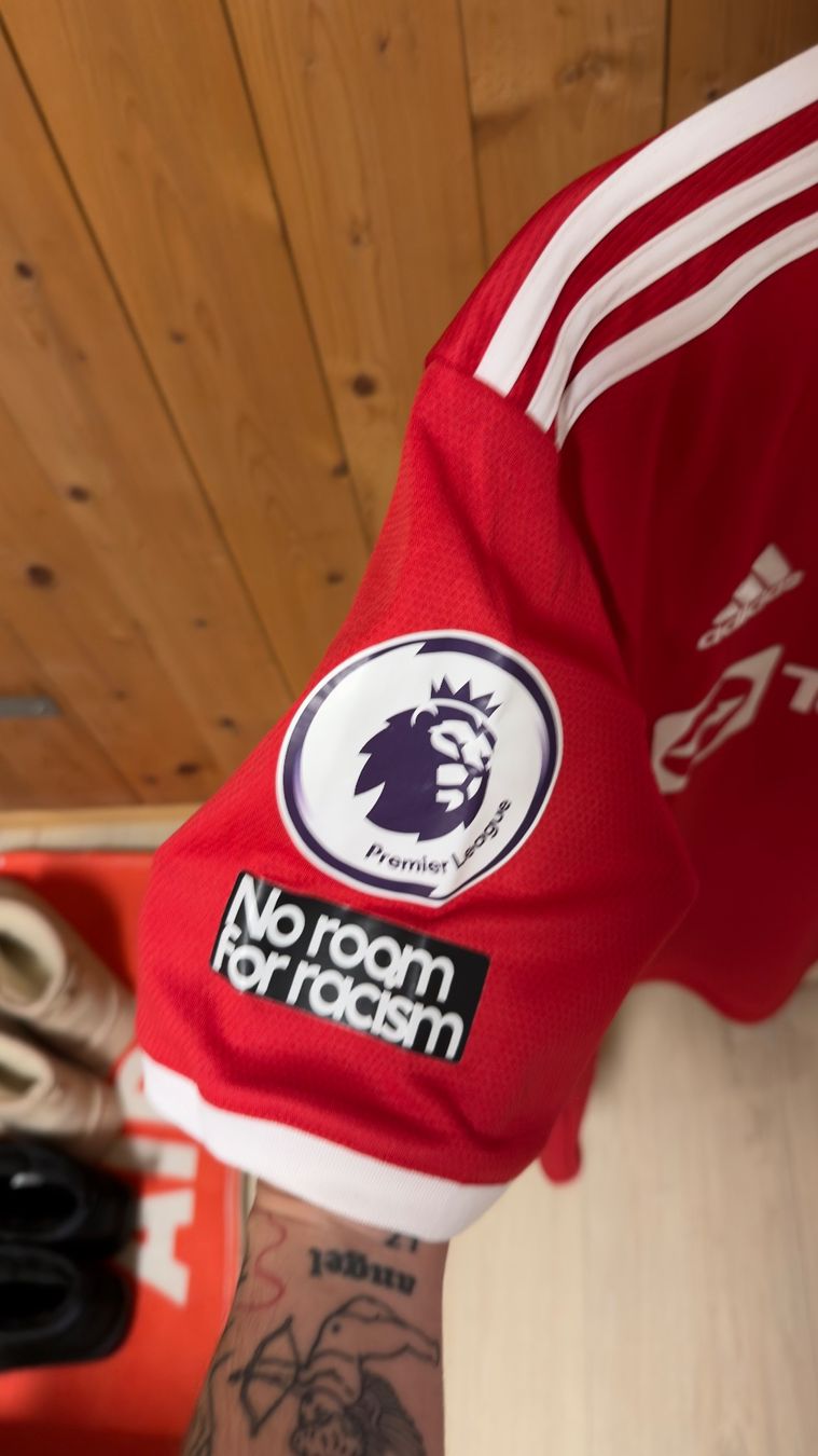 Canottiere & Pantaloni: machester trikot – Usato da Uznach venduto da lar_p97w 2