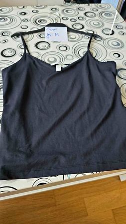 Damen Kleider/Shorts/Rock à 5.00 CHF pro Stück/Set - Gr. M