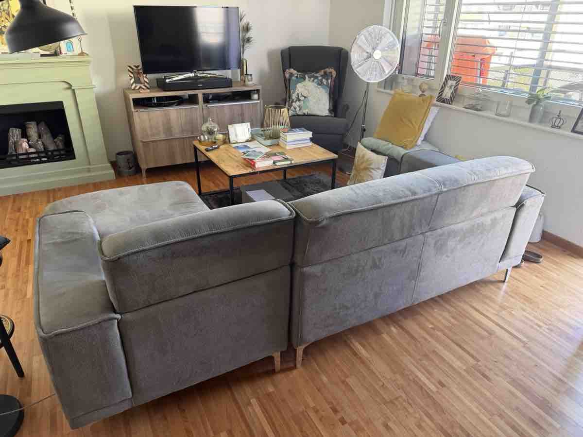 Sofas: Ecksofa grau gebrauchter Zustand – Gebraucht aus Dübendorf von chr_55kt 1