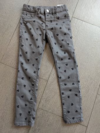 Hose NEU Gr. 122