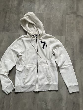 Abercrombie & Fitch