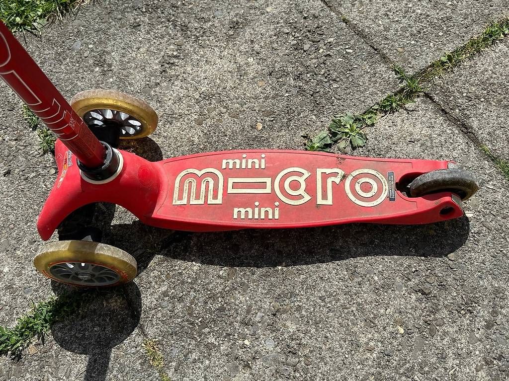 Veicoli per bambini: Trottinett. Mini Micro Deluxe – Usato da Zürich venduto da ele_8wdh 2
