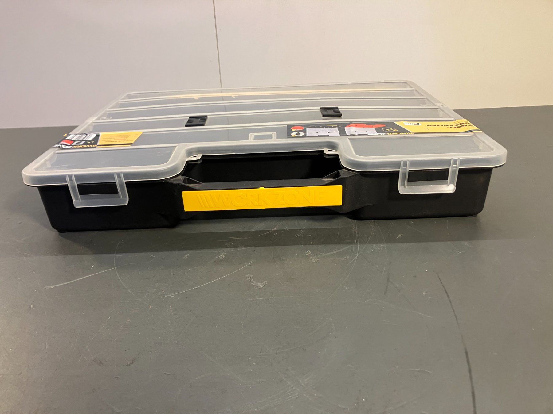 Reisekoffer: neuwert. Work Zone Profi Organizer Sortiment Koffer E ab 1.- – Gebraucht aus Lichtensteig von Buy24International 5