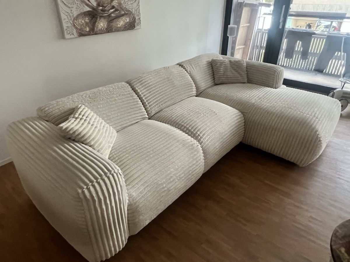 Divani: Grosses Ecksofa grob gerippter Cord – Usato da Thun venduto da surfbeach 3