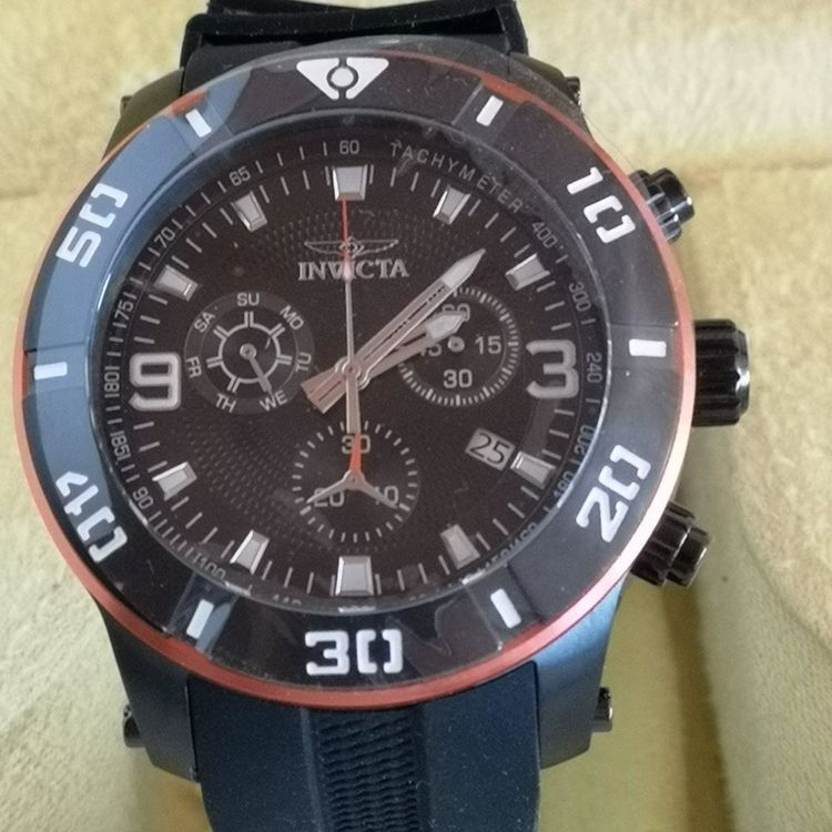 Invicta 19827 discount