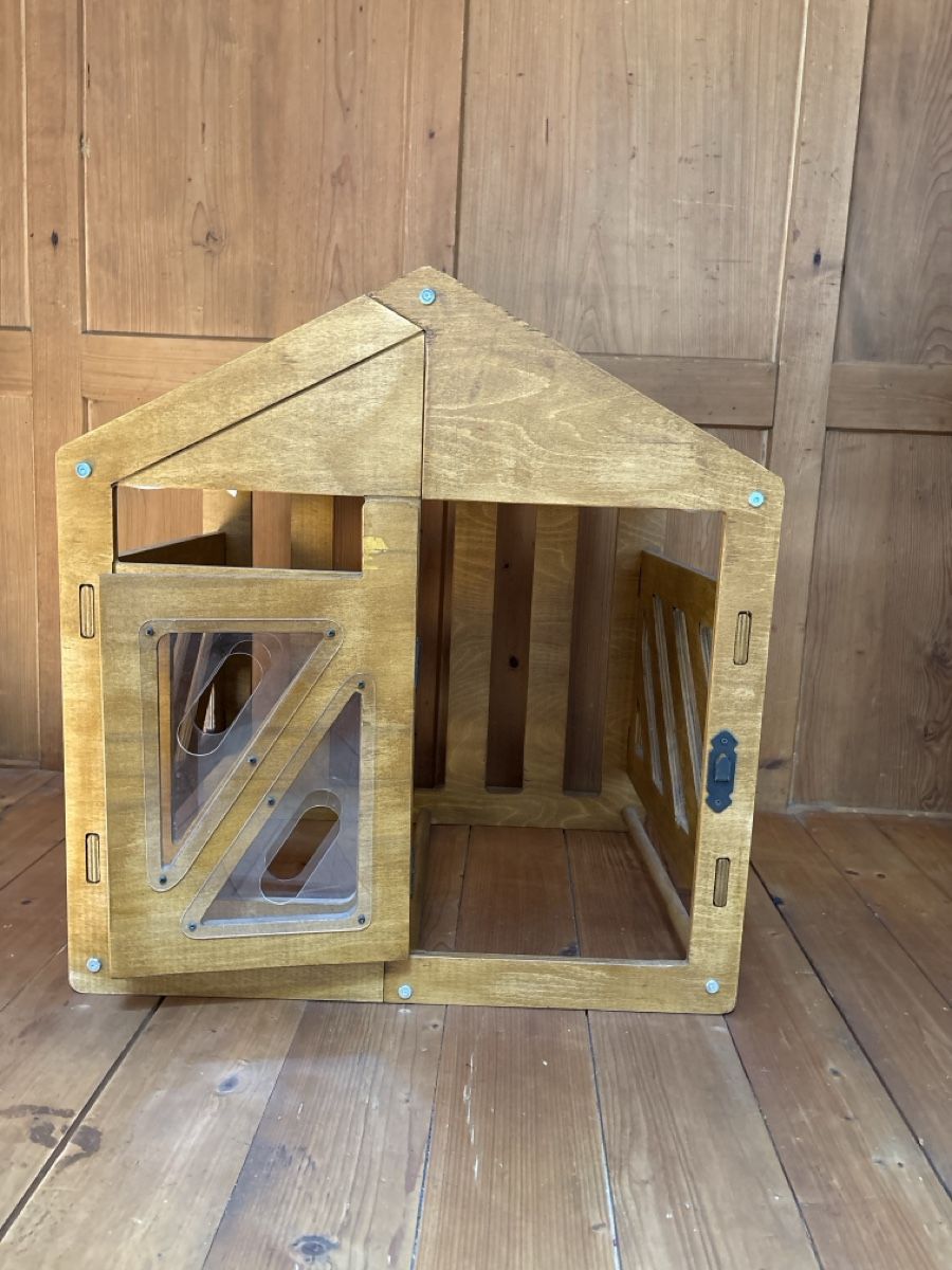Cucce & Letti: Hundehaus, crate training – Usato da Mettmenstetten venduto da Coucou1512