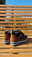 Turnschuhe 40