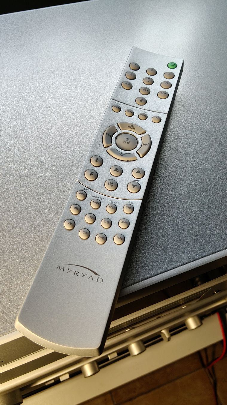 Amplificatori: Lettore CD e tuner MYRYAD CAMEO High end Audiophile – Usato da Chiasso venduto da Valerio_Audio 2