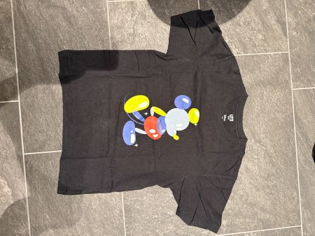 UNIQLO Mickey Stands UT T-Shirt US SIZE XS