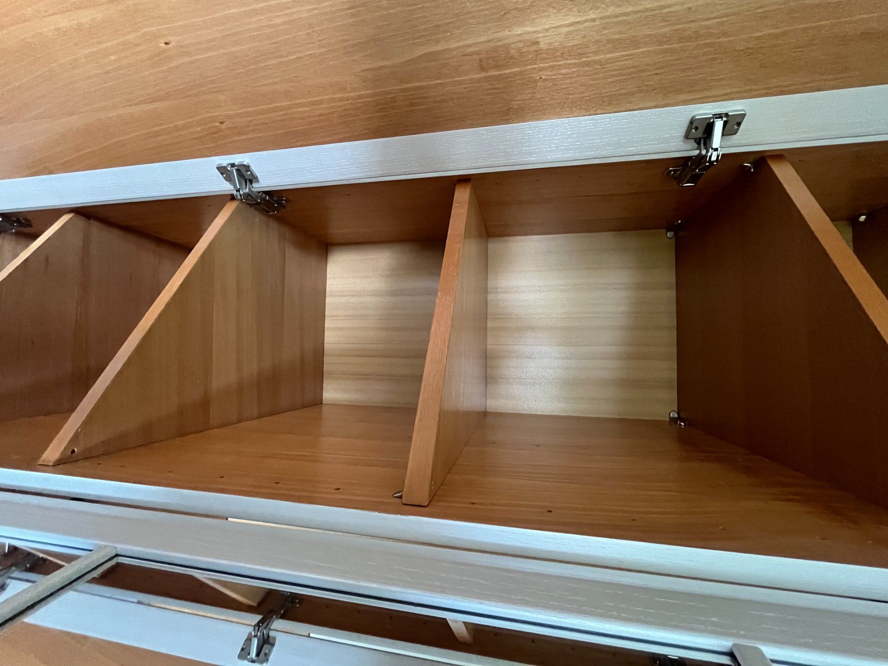Armadi: Kleiderschrank – Usato da Mönchaltorf venduto da Rog_9by5 4