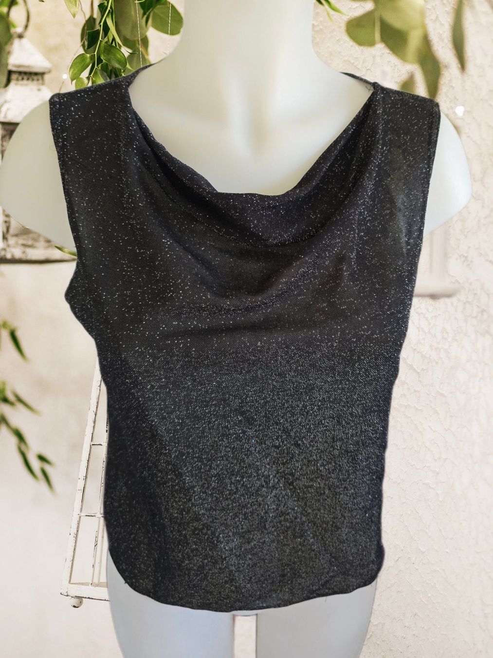 Tops: Damen Top schwarz dezent glitzer – Neuf (Voir description) à Aarburg par Hystoria 1