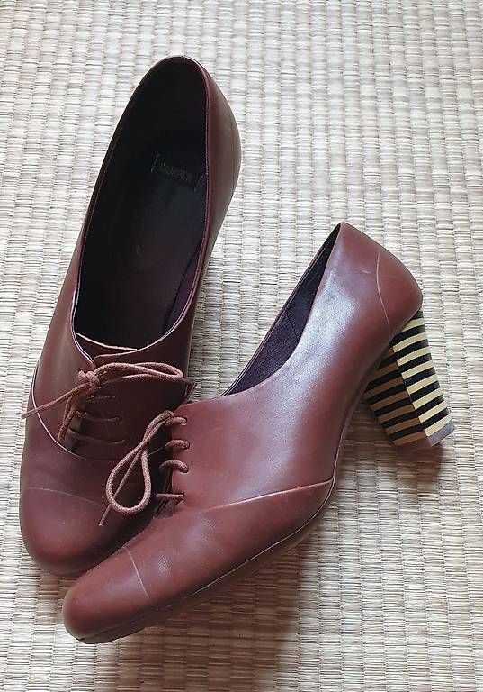 Camper Damenschuhe: Camper Damenlederschuhe Gr. 39 – Gebraucht aus Oberrieden von Taramara