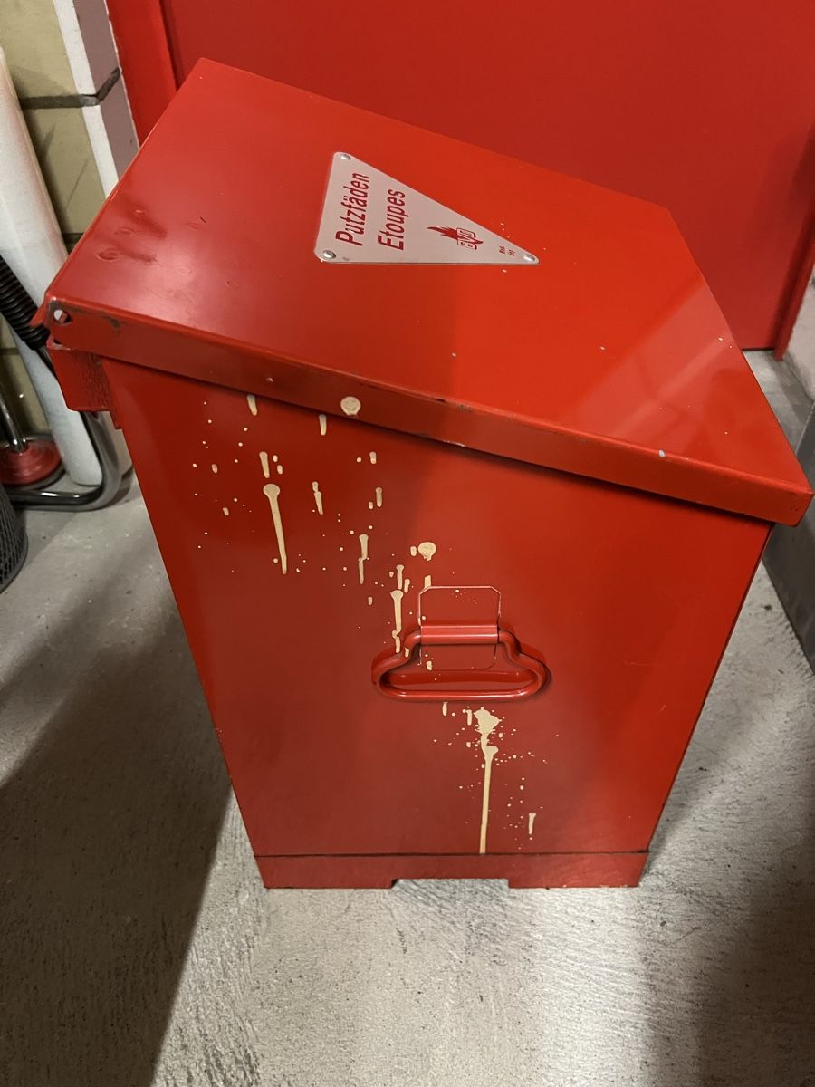 Tutti gli attrezzi: Putzwollschrank NUFER – Usato da Hünenberg venduto da Abtech 4