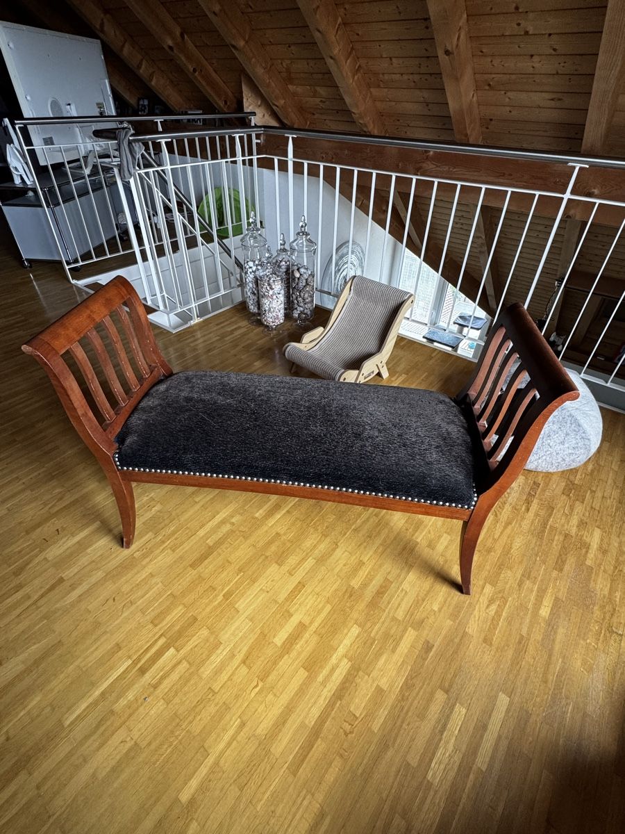 Bänke: Biedermeier Bank – Gebraucht aus Mattstetten von Prishirkhan 1