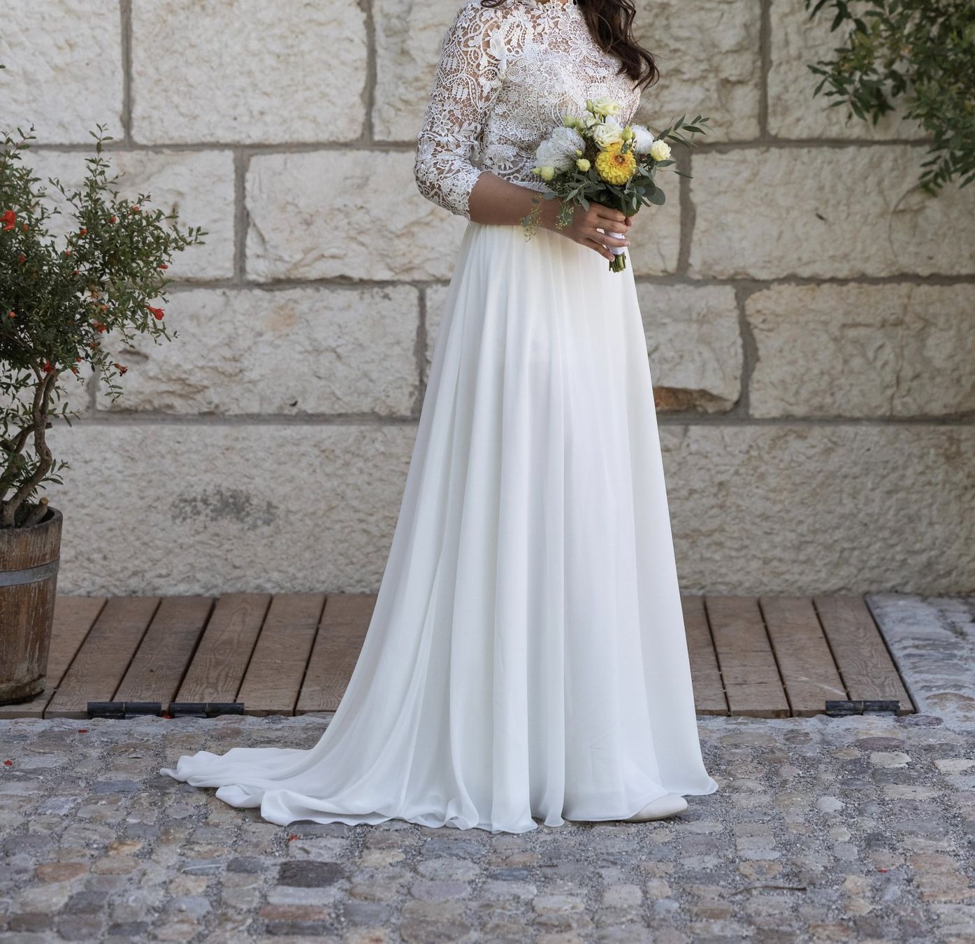Robes: Secondhand Zweiteiler, Grösse 36-38 – D'occasion à Brunnen par Herzig-Brautmode 4