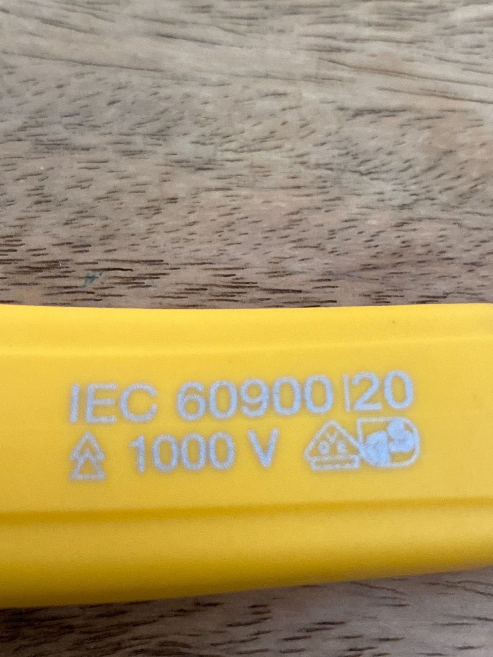 Knipex Tutti gli attrezzi: Garant VDE Kombizange 180mm. XX17 – Nuovo (secondo la descrizione) da Heerbrugg venduto da ProBau-Liq 2