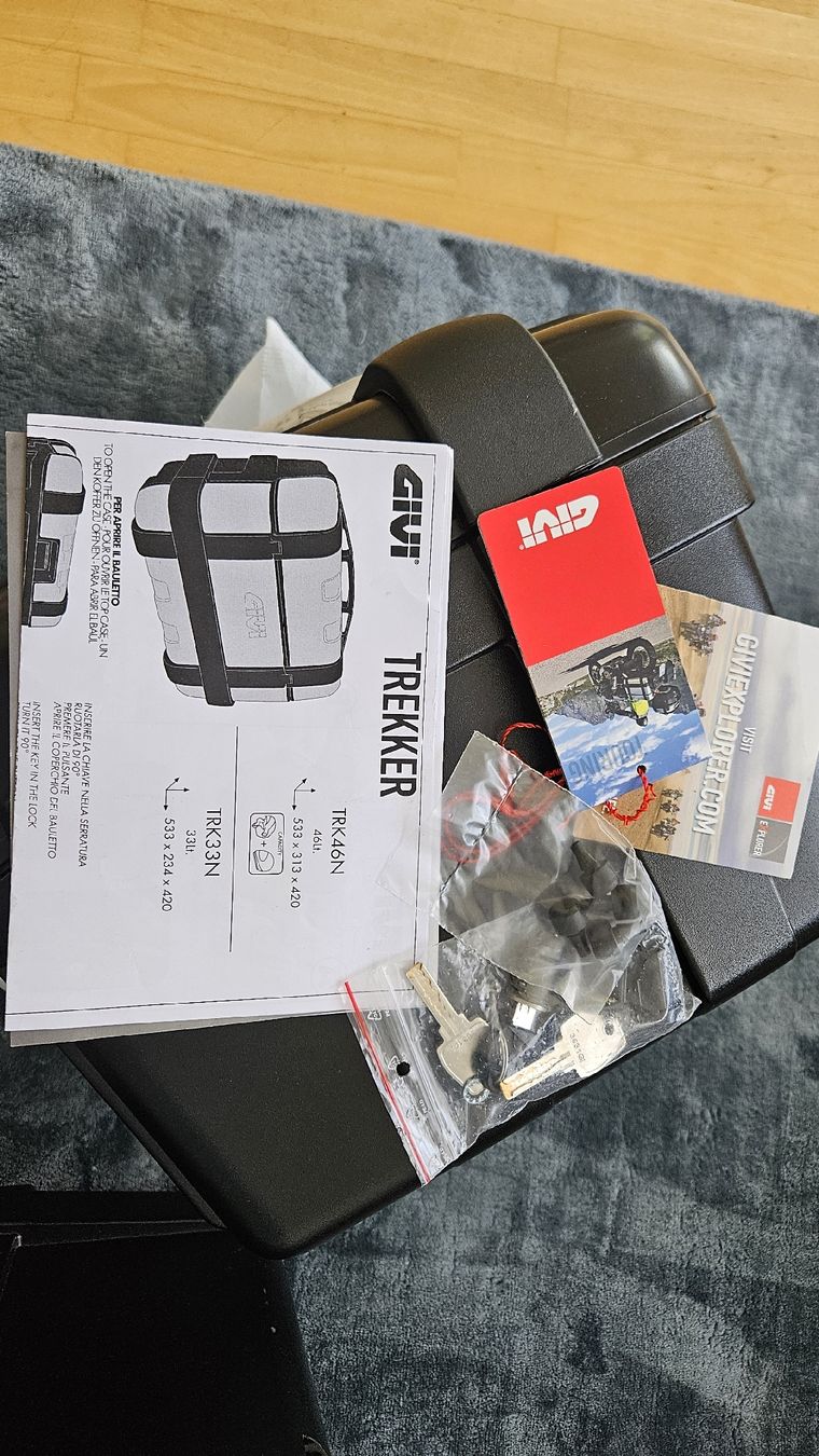 Givi Topcase: Givi Trekker TRK46N schwarz – Nuovo (secondo la descrizione) da Muri b. Bern venduto da NPK60 2