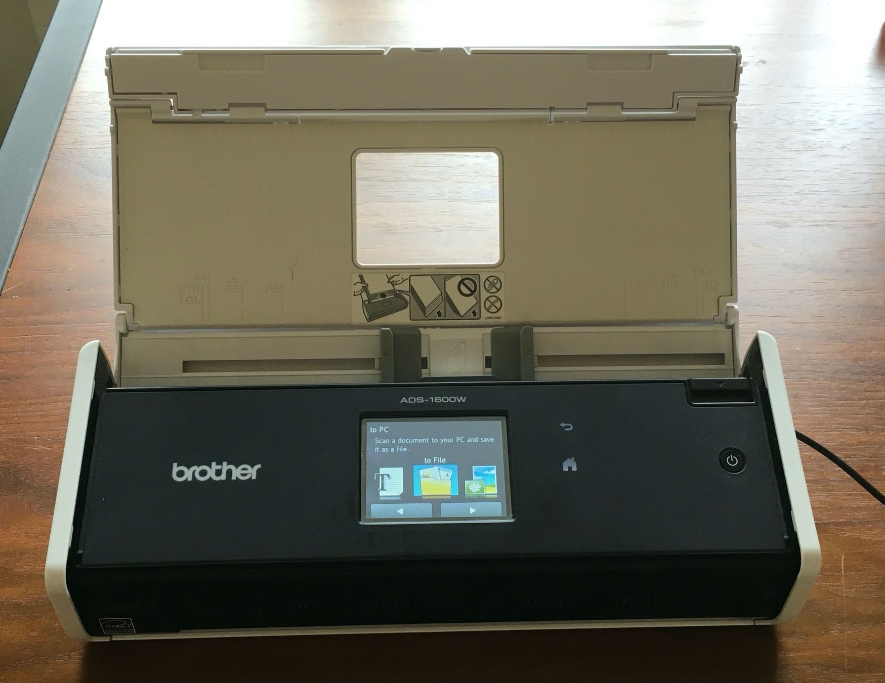 Brother Scanner: Kompakter doppelseitiger Wireless-Scanner Brother ADS-1600W – Gebraucht aus Zürich von SebastienG 2
