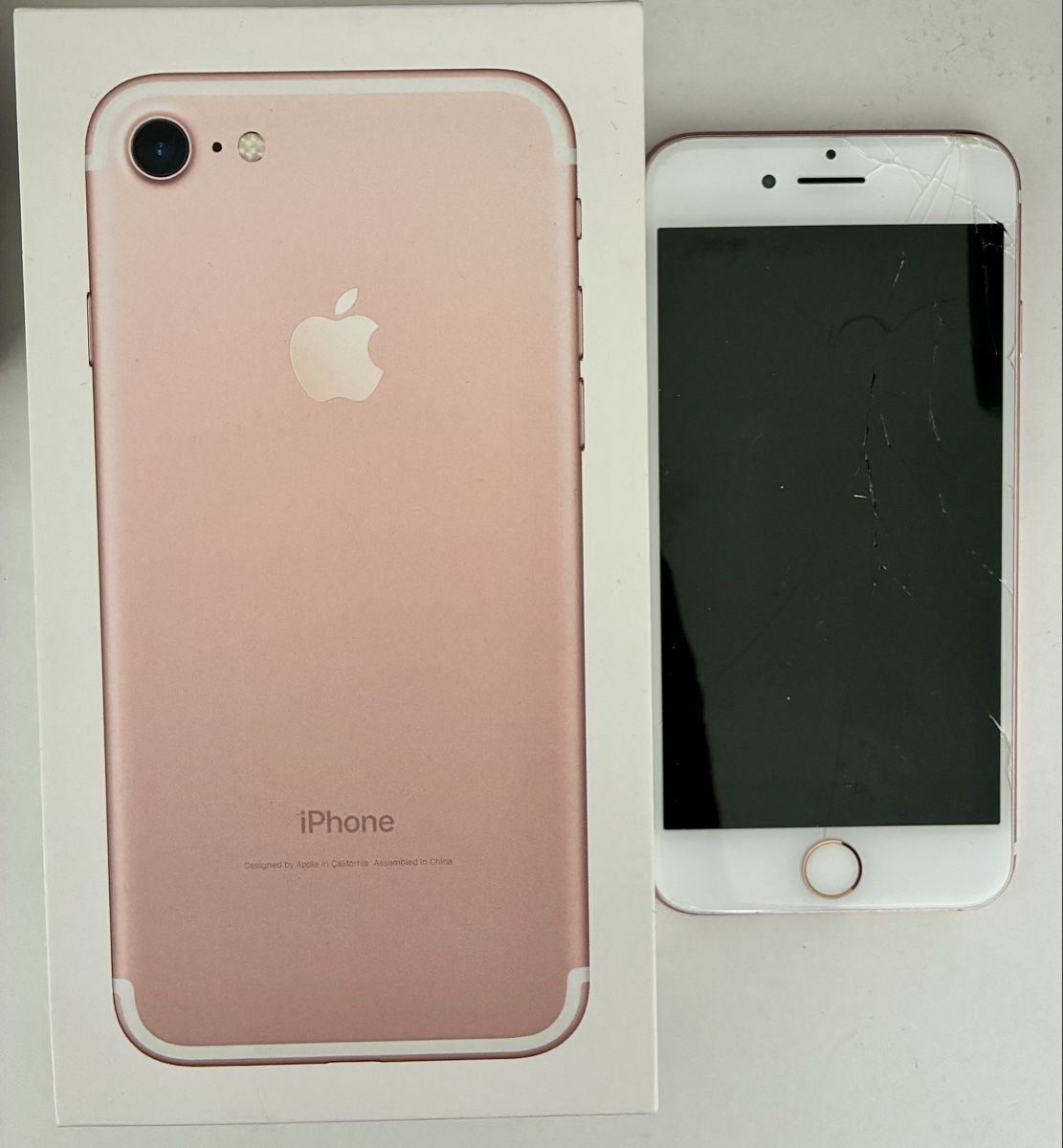 Apple Handys / Smartphones: Apple Iphone 7 32GB – Defekt aus Zollikon von vivienneberger