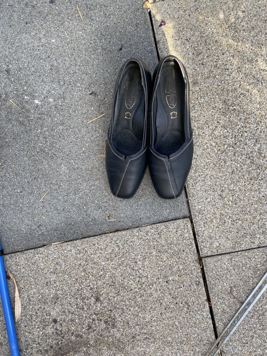 Damenschuhe: Damenschuhe  – Neu (gemäss Beschreibung) aus Basel von Chrigeli51