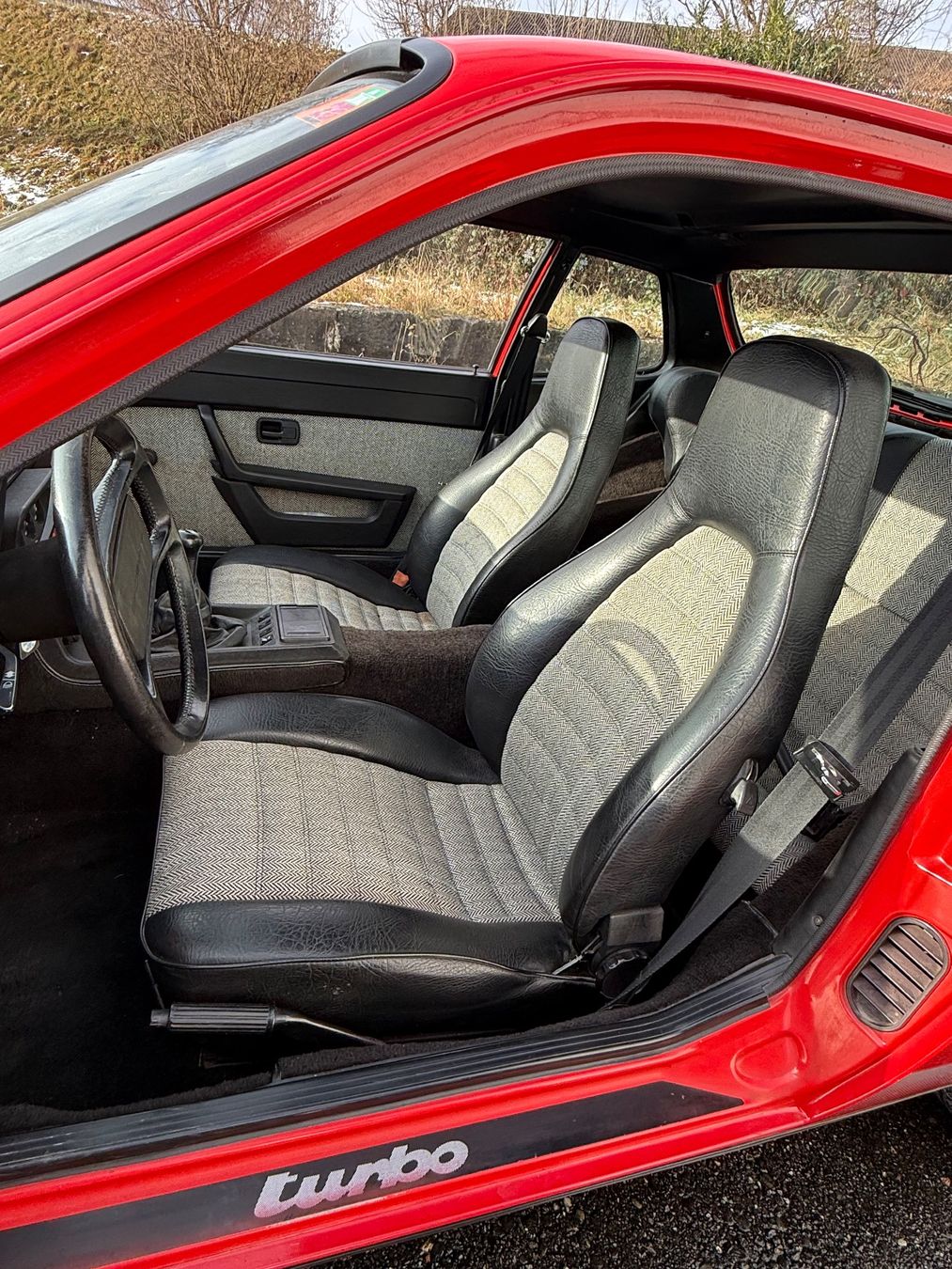 Porsche Automobili: Porsche 924 Turbo – Usato da Aegerten venduto da kev_vfk9 5