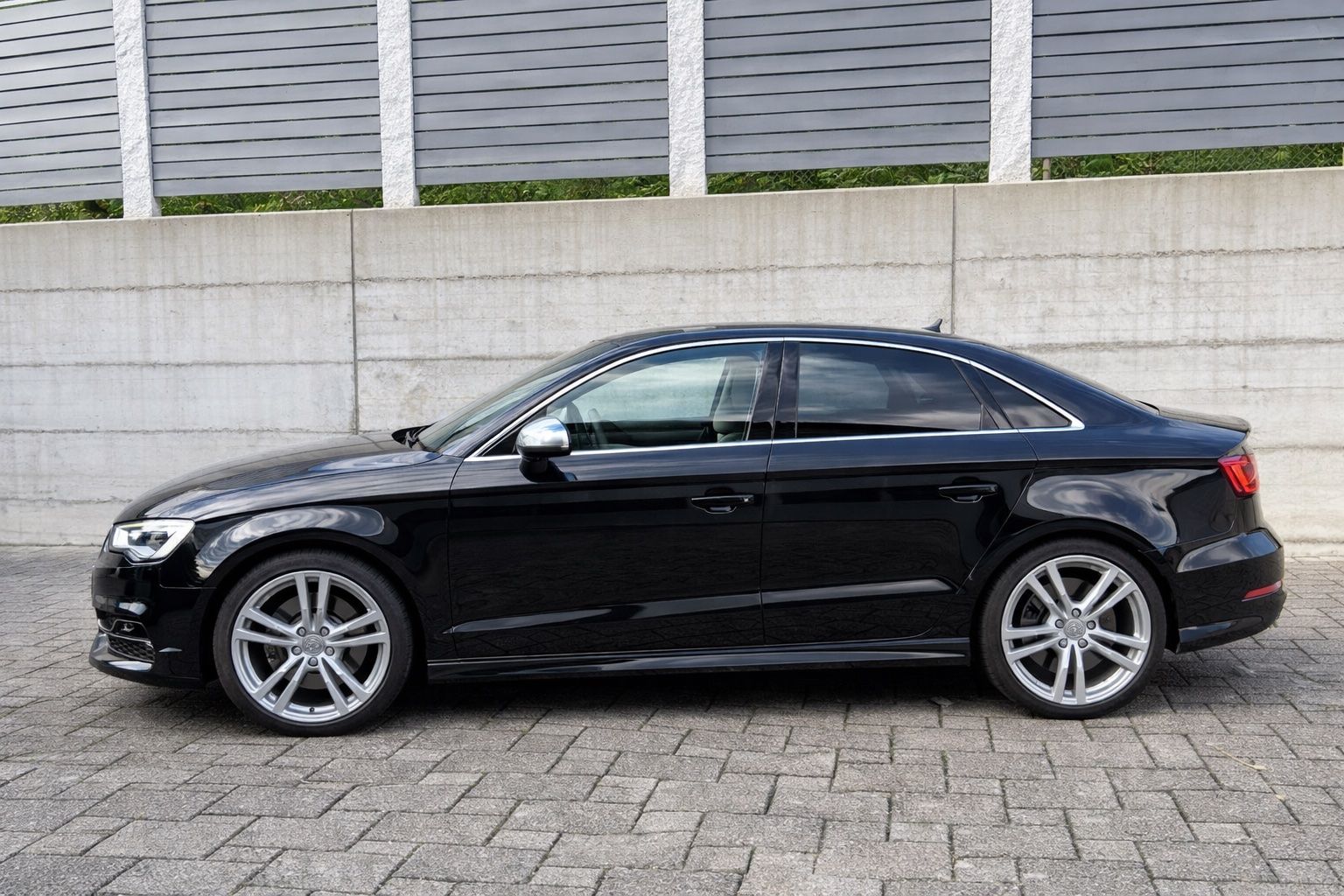 Audi Automobili: Audi s3 frisch ab MFK – Usato da Dürnten venduto da OFuchs99 5