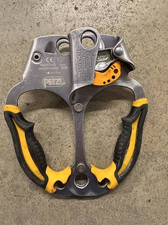Attrezzatura da arrampicata: Poignée double Petzl – Usato da versoix venduto da Nicolas_Moreno 1