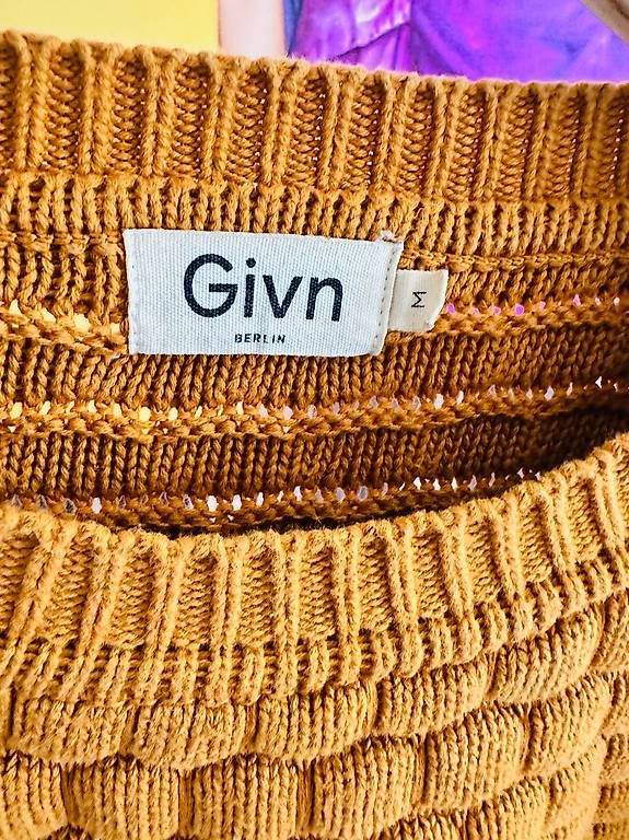 Pullover & Sweatshirts: Givn Pullover – Gebraucht aus Bellikon von DW54 2