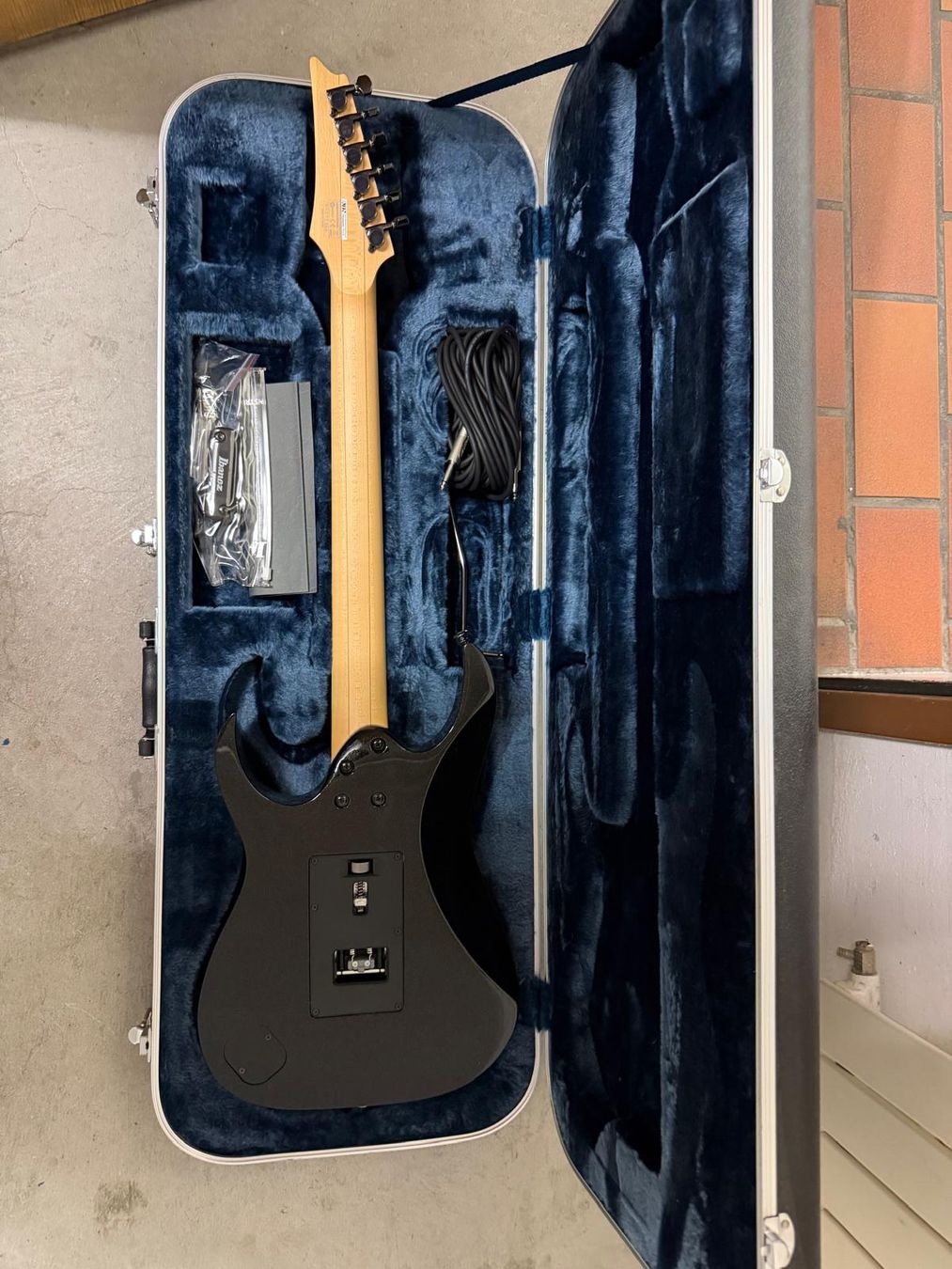 Ibanez Instruments de musique: EGitarre – D'occasion à Chur par sandra.zentner 1