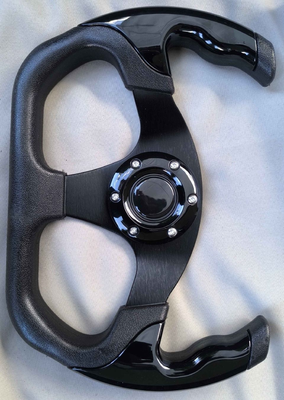 Accessori per altri veicoli: Lenkrad schwarz mit Nabe (neu) – Nuovo e nell'imballaggio originale da Blatten b. Naters venduto da Carlito024