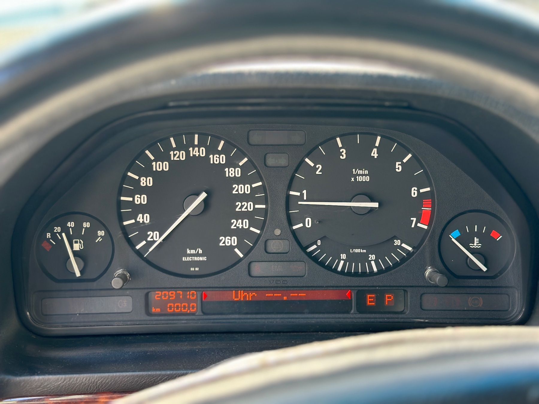 BMW Automobili: BMW 730i V8 E32 – Usato da Kloten venduto da Mg1111 8